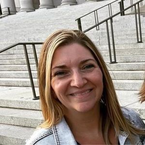 Meet your Posher, Anisa